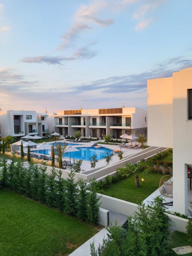 Olea Valley Holiday Villa Nikiti  Exteriör bild
