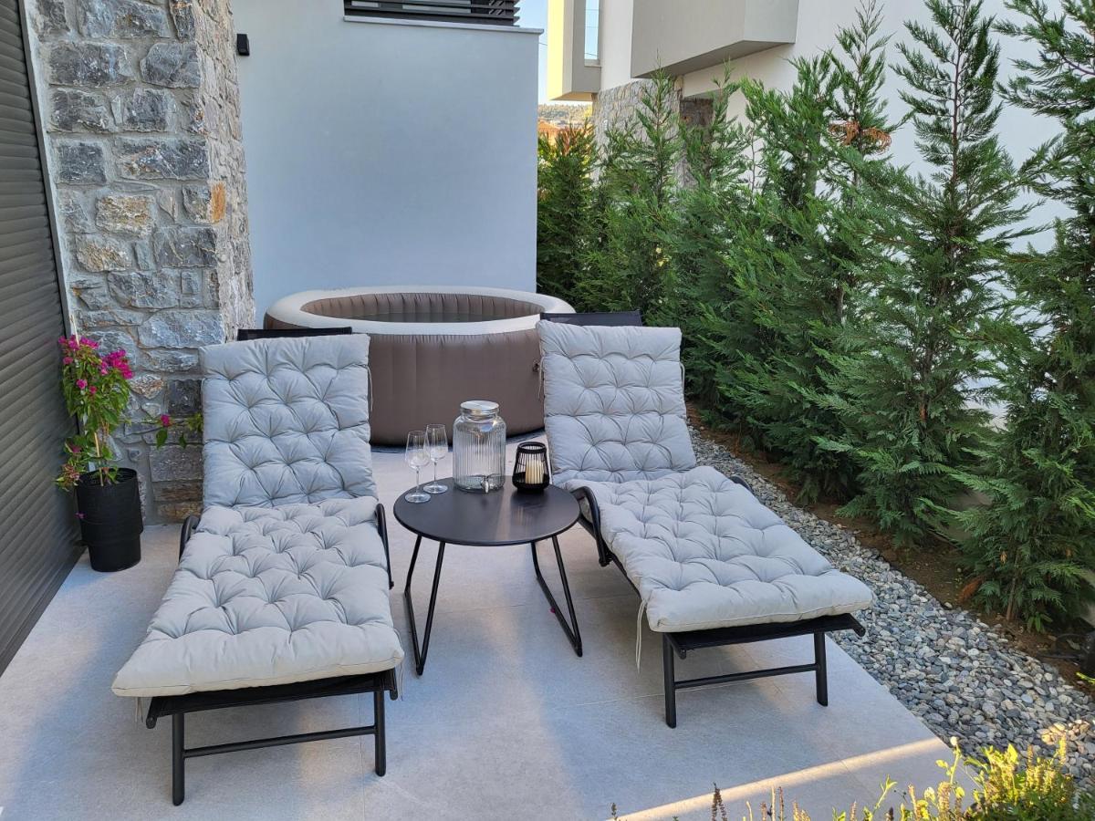 Olea Valley Holiday Villa Nikiti  Exteriör bild